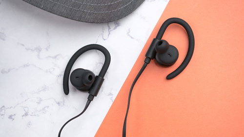 谁是体验更佳蓝牙运动耳机？倍思S17vs漫步者W200BT