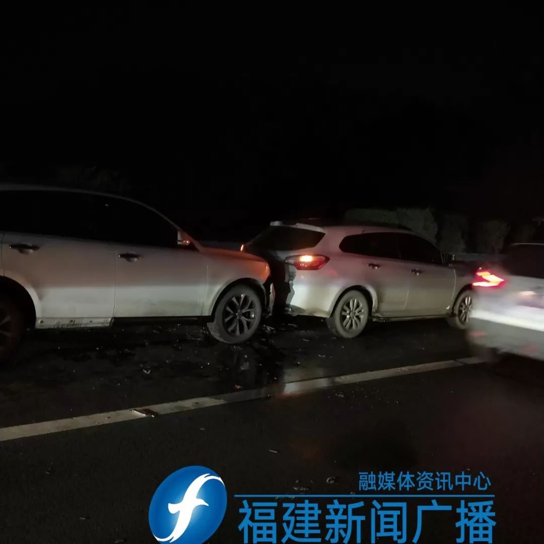 后备箱凹陷修复店,4s店后备箱修复报价