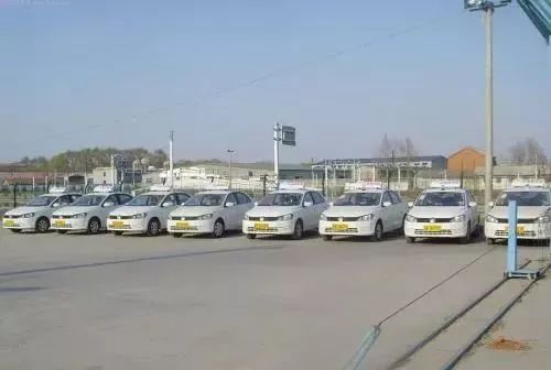 湖州一季度各县排名,湖州驾校学费一览表