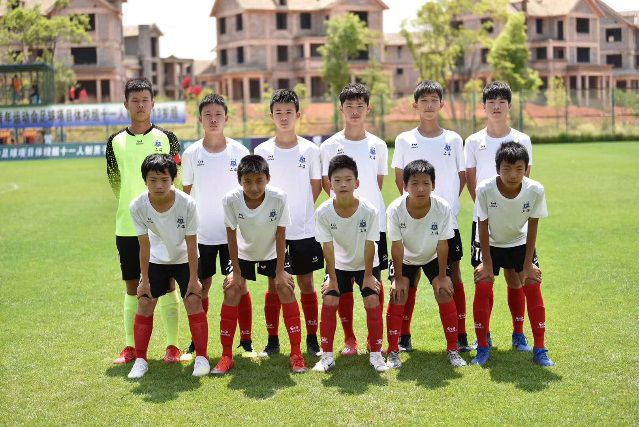 喜报青少年足球赛,喜报我校足球队再创佳绩