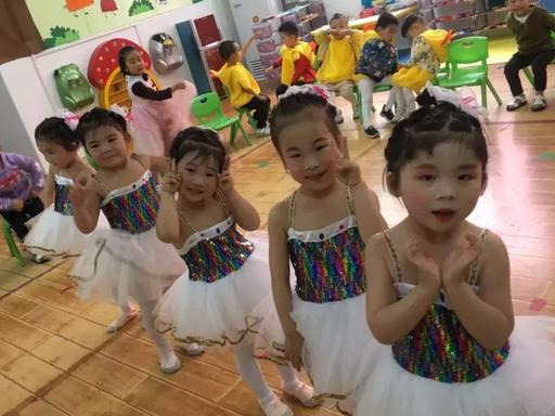 五山幼儿园六一汇演直播,甘寨中心幼儿园六一汇演