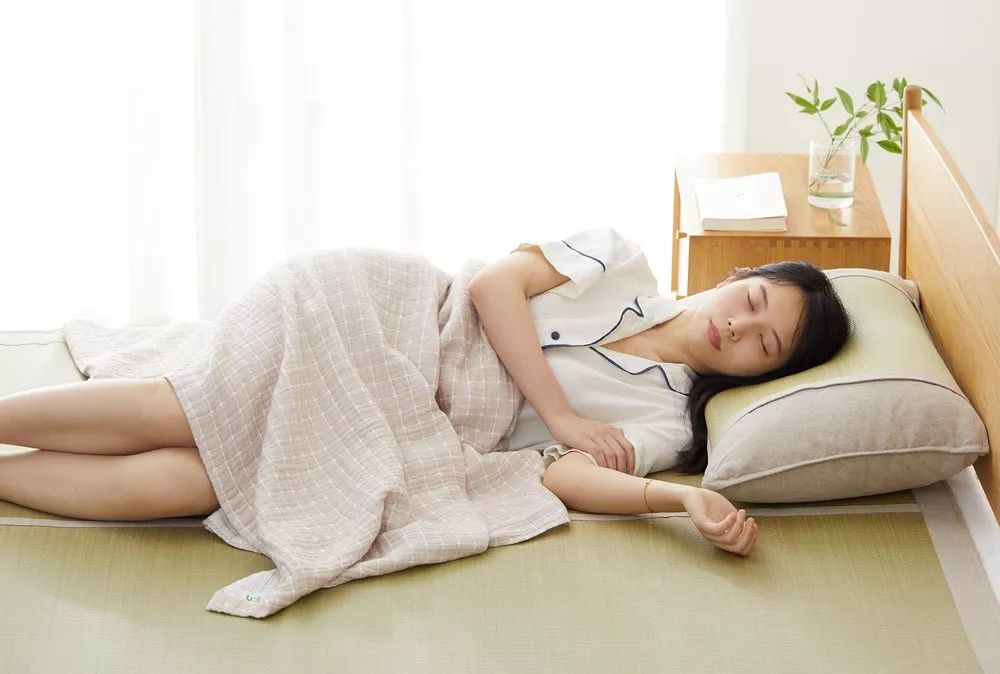 席子夏天家用冰丝降温神器,最实用的夏凉草席