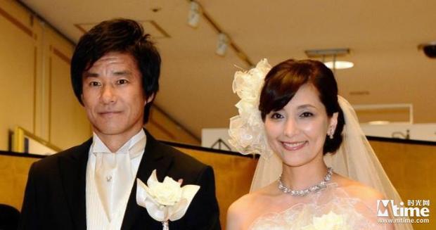 32岁事业上升期,13岁的她开始了个人的演艺生涯