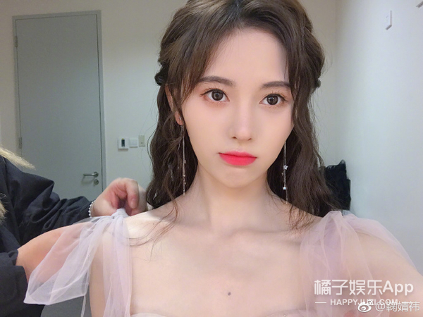 迪丽热巴欧阳娜娜双子座,欧阳娜娜和迪丽热巴互动