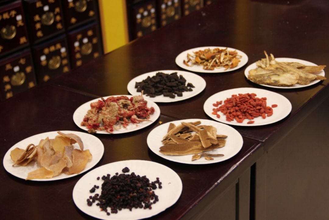 同仁堂灵芝破壁孢子粉两种包装,北京同仁堂灵芝孢子粉包装