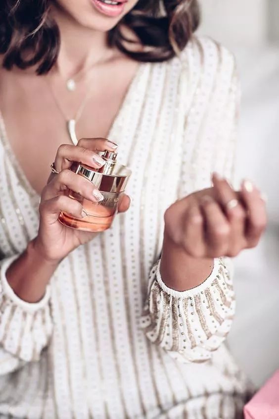 夏天喷这几款香,被告白的机率更大