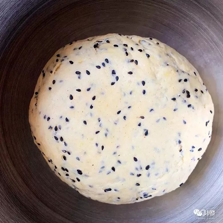 粽子捂脸流泪,鲜肉粽蛋黄粽