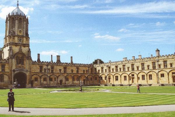 法国留学签证2天出签对吗,法国商务签证面签后资料带回吗