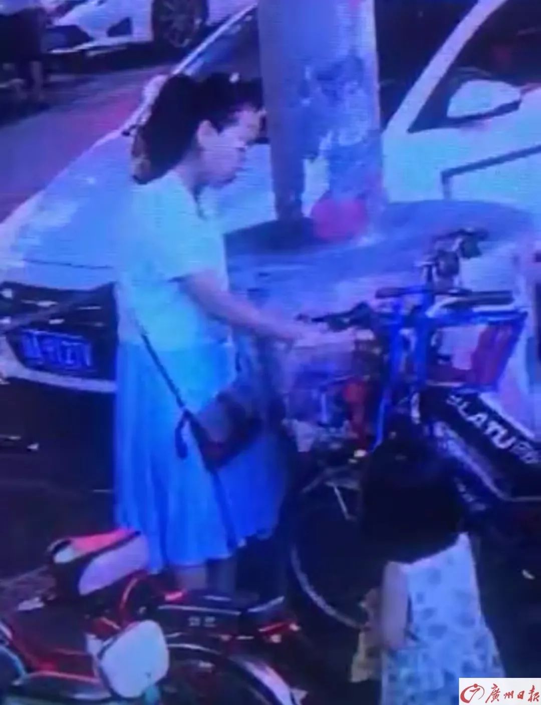 3岁女童独自离开，父母急坏！视频拍下这一幕，让人直冒冷汗……