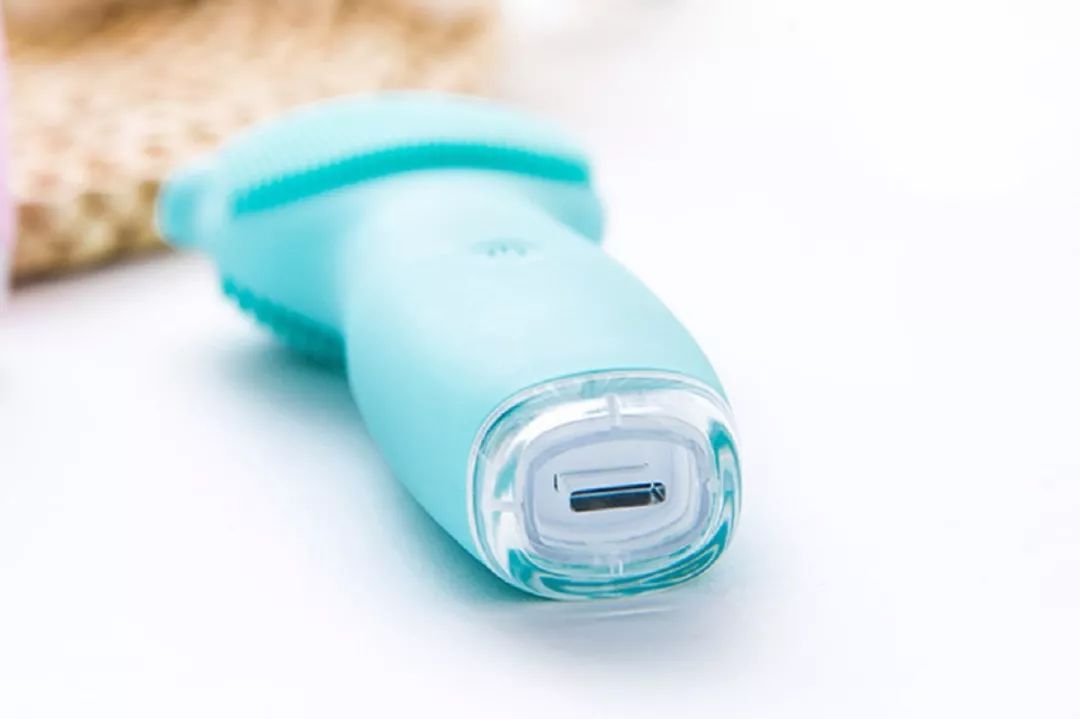 脸不干净有啥洗面奶好用,脸洗不干净用的护肤品