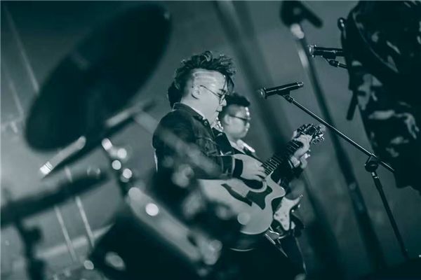 looklook动漫嘉年华广州地铁站,look深圳完整视频