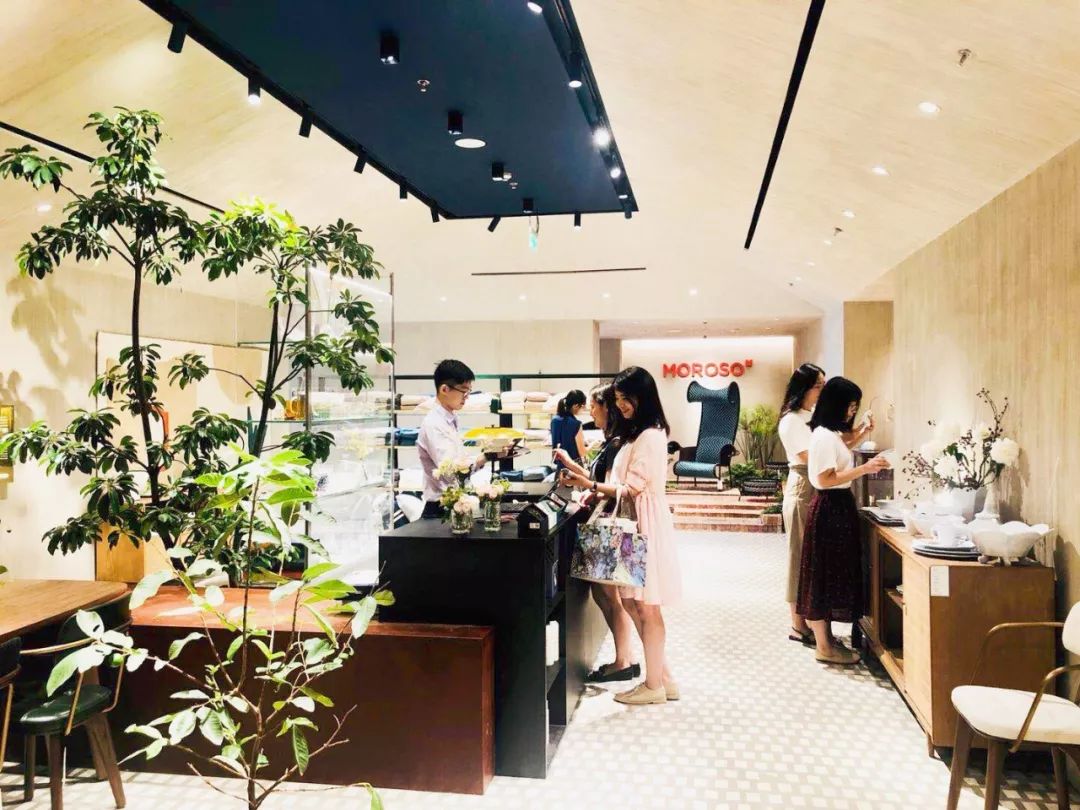 igc轻奢指南|夏日约会季的仪式感你备足了吗？