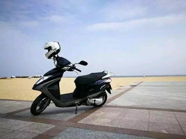 五羊本田迅鲨125骑行感受,ns125t对比迅鲨125