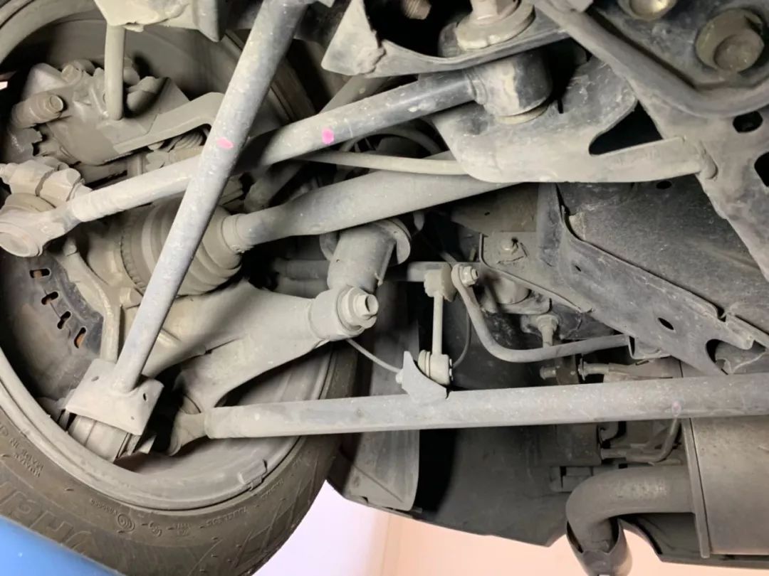 这台进口敞篷小跑车，两个滤芯竟然只要42块钱？