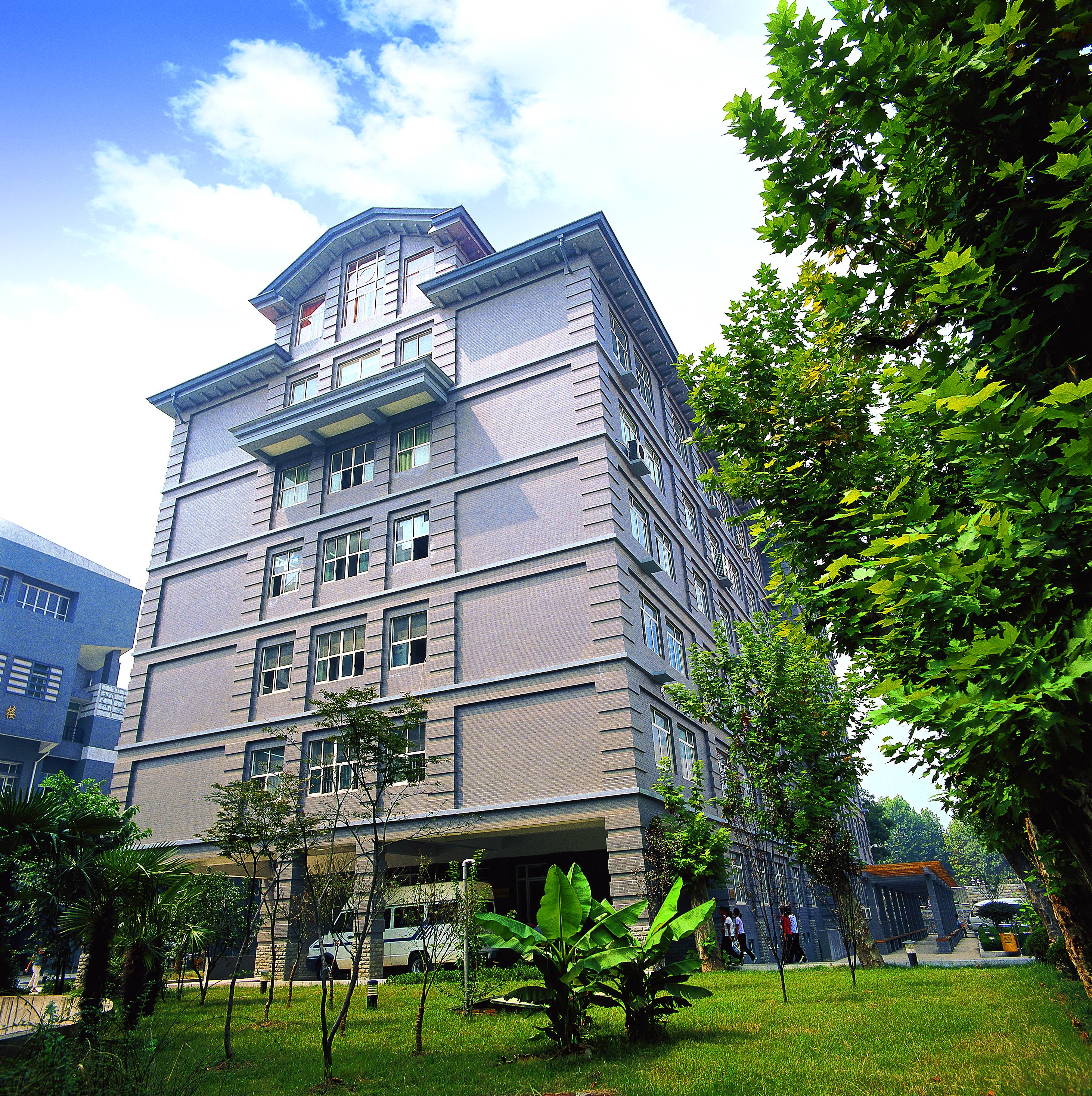 南京财经高等职业技术学校的资料,南京财经高等职业技术学校好吗