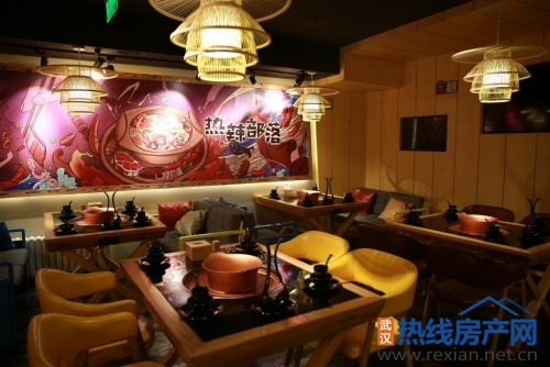 热辣部落汤烤锅王加盟：如何成为餐饮界的弄潮儿