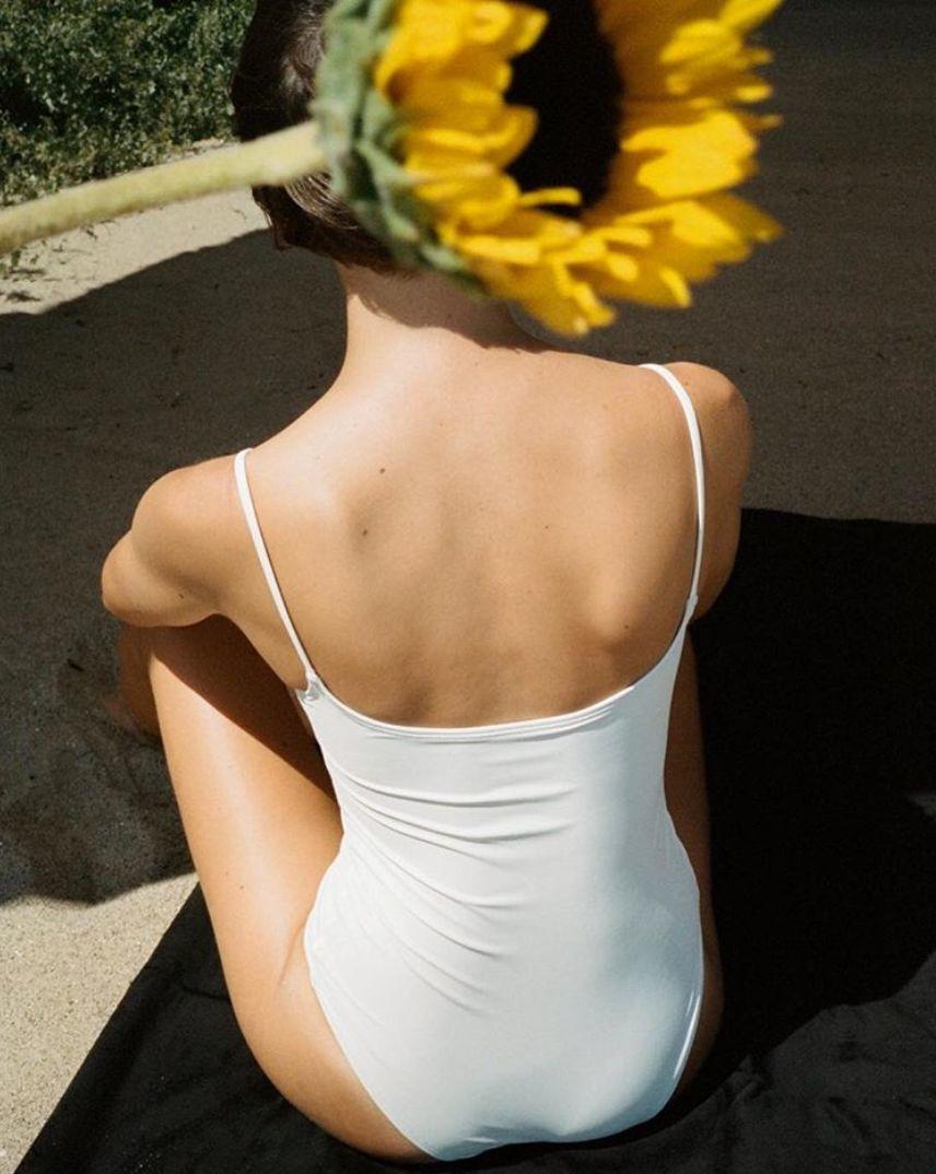 一件泳衣能做什么,夏天那么热有没有凉爽的泳衣