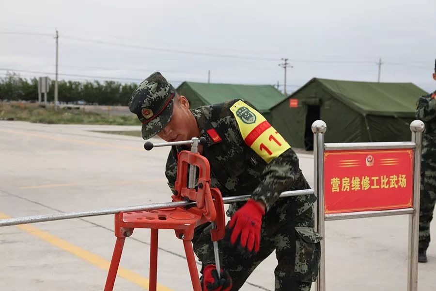 厉兵秣马保安全实战练兵正当时,厉兵秣马严阵以待区别