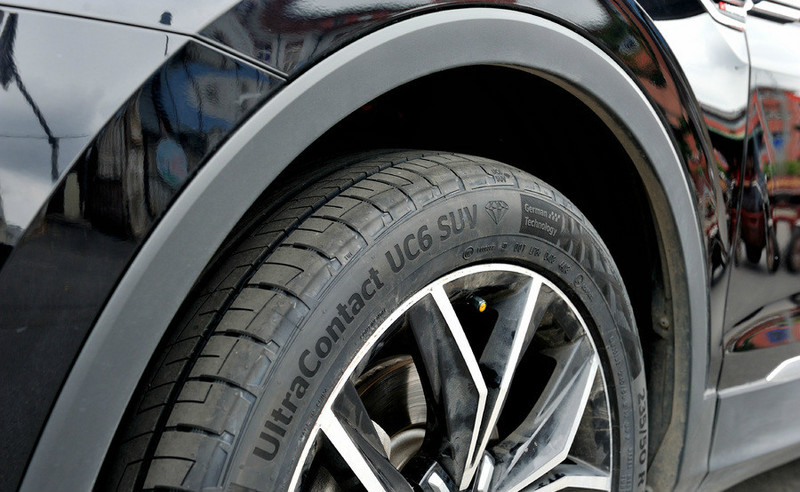 途观l换胎视频,途观l换胎