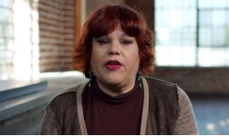 *兽禽**!12岁的女孩们每晚被不同的男人性侵,还排轮班表!