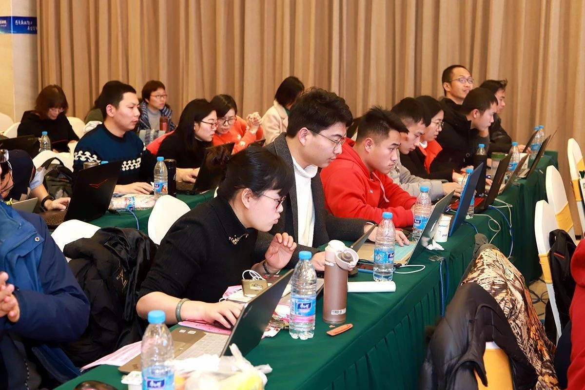 人工智能专业教师培训,河南高校人工智能培训班课程