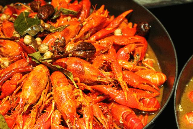 ¥498起/2位|西湖畔传奇酒店!6种口味小龙虾+美国生蚝+澳牛不限量!千岛湖啤酒尽情畅饮