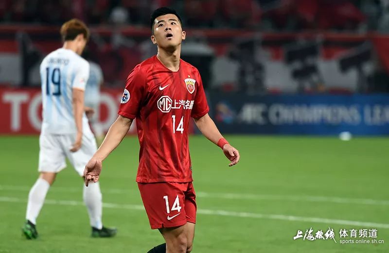 上海上港前锋李圣龙,上海上港足球队员李圣龙哪里人