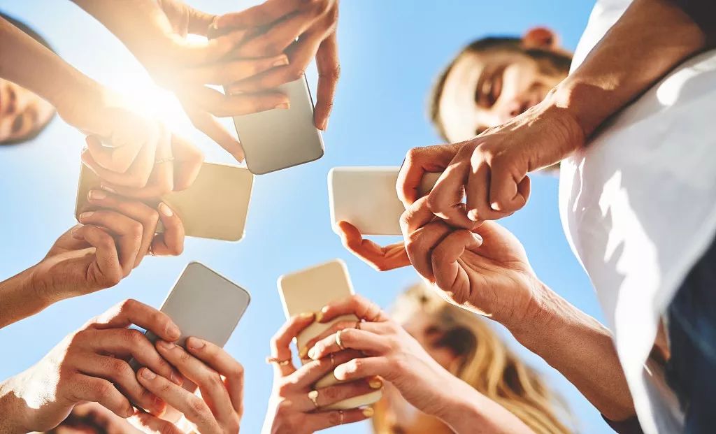 你最该断舍离的是无效社交 (学会断舍离定期清理无用的社交)