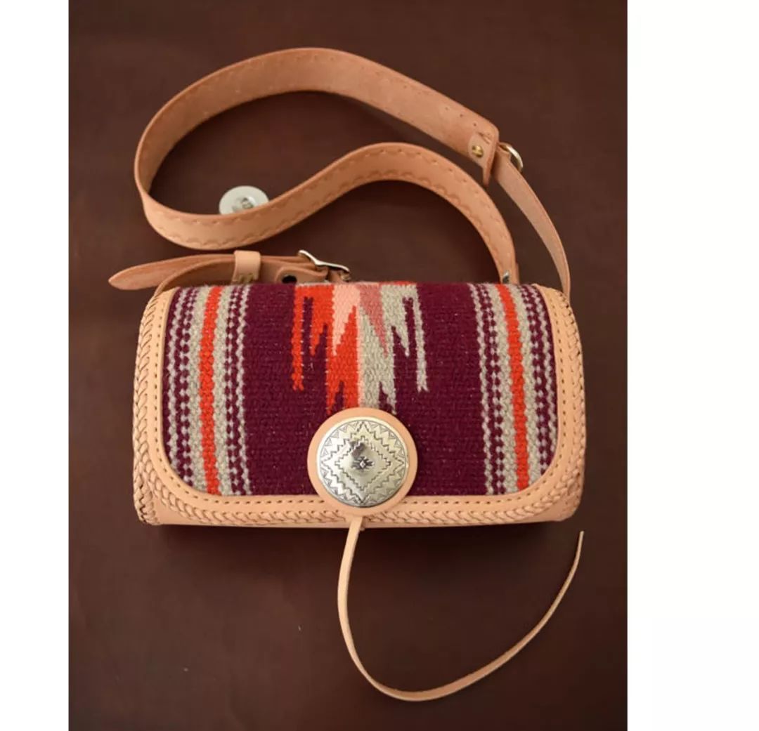 六叔的银饰没我的帅，还没我的便宜