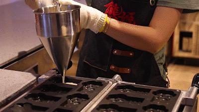 1000只熊爪免费送！这家少女心爆棚的奶茶店，刷爆了仙女们的朋友圈