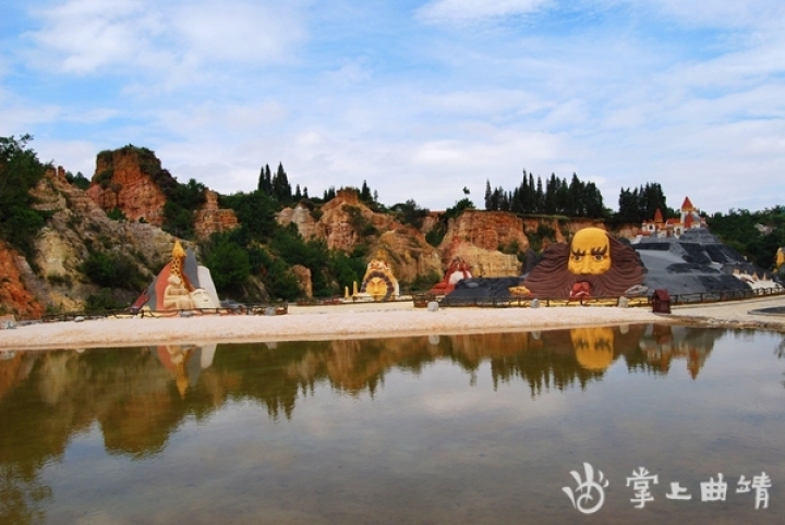 带您走进陆良彩色沙林风景,陆良彩色沙林风景区今年人多不多