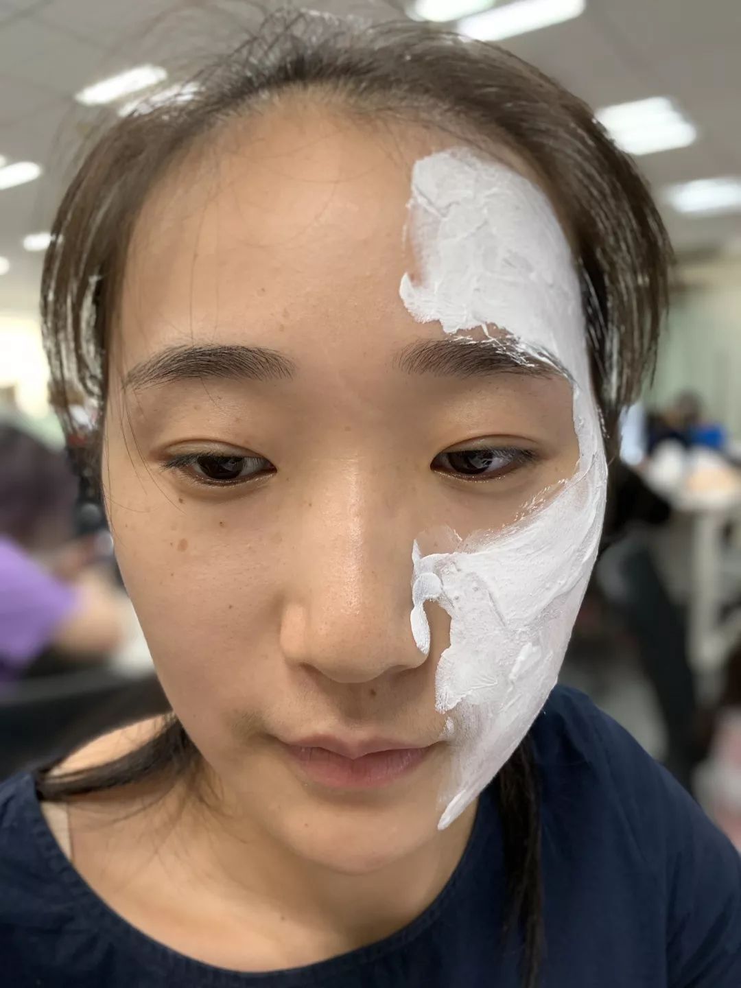 这个美白神器，3分钟让你素颜也能白成牛奶肌