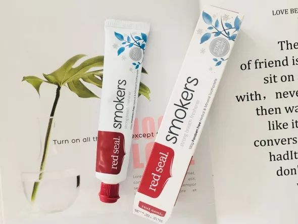 不用打磨牙齿的快速美白方法,不用洗牙能把牙垢黄牙变白的方法