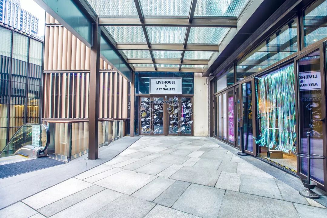 涔愰槦鐜板満livehouse瓒呯噧,鍚勪釜涔愰槦鐨刲ivehouse