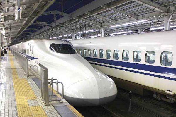 访问日本乘坐新干线,日本新干线如何乘坐