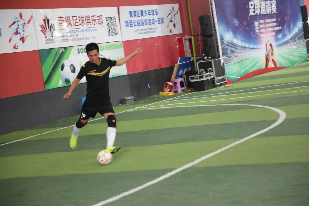 足球比赛捷报,喜报我校获全市足球赛冠军