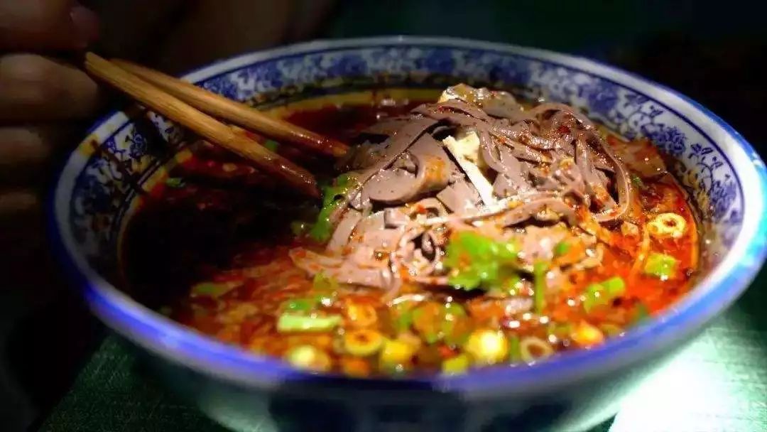 把血液做成美食，中国人最擅长