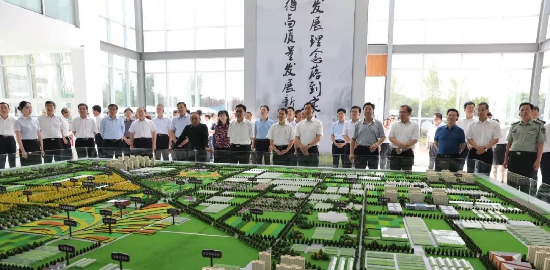 处处是干事创业的激情与精彩！全市乡村振兴和“双招双引”重点项目观摩点评之奎文、潍城、青州、临朐篇