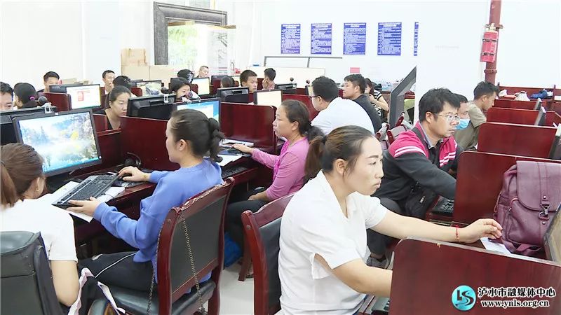 精准扶贫创业培训技能,脱贫攻坚直播培训