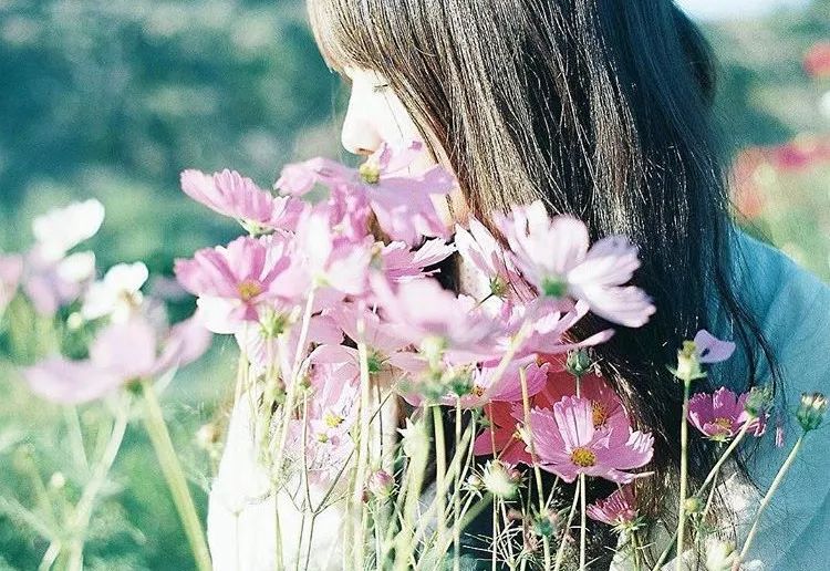 这样拍背影真的太好看了,怎样拍侧脸好看霸气