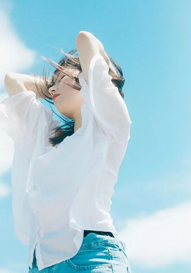 这样拍背影真的太好看了,怎样拍侧脸好看霸气