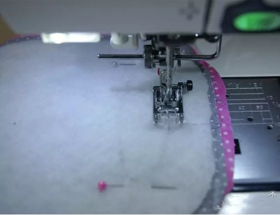 碎布拼接收纳视频,一块块拼图收纳方法