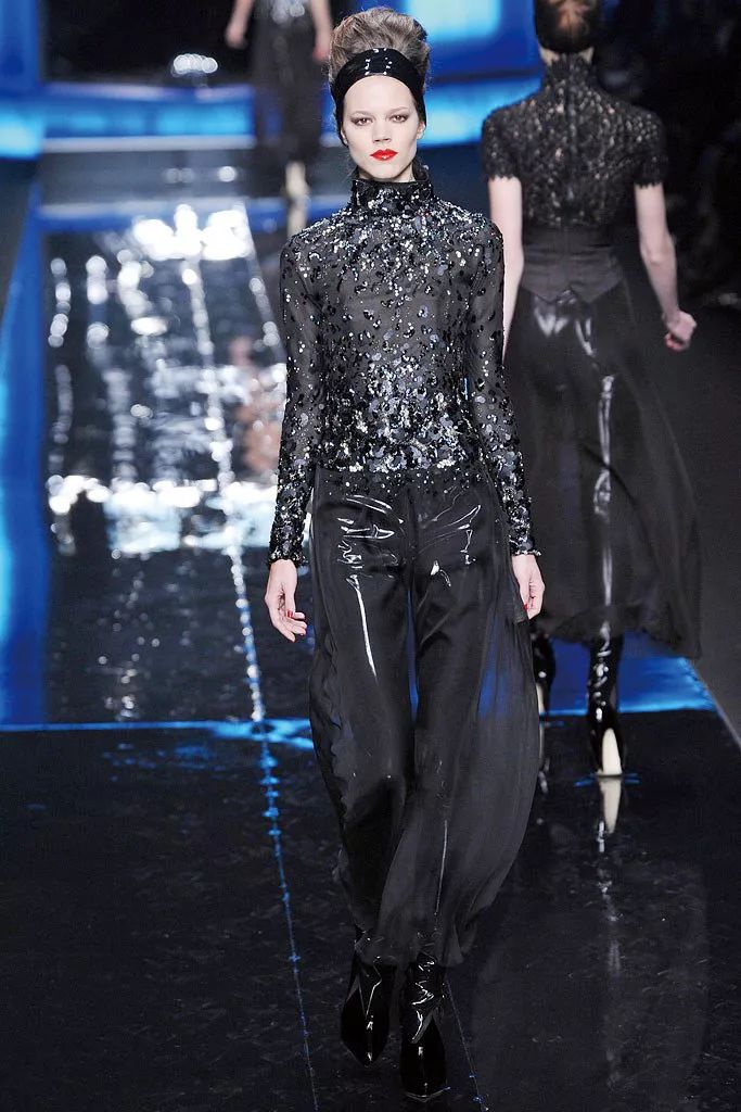 karllagerfeld的御用模特,karllagerfeld个人简历