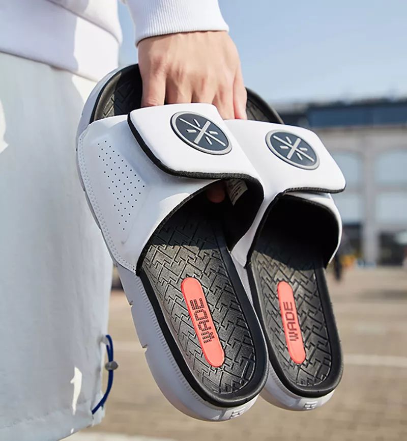 今年最潮流的拖鞋是哪种,最便宜的高性价比拖鞋