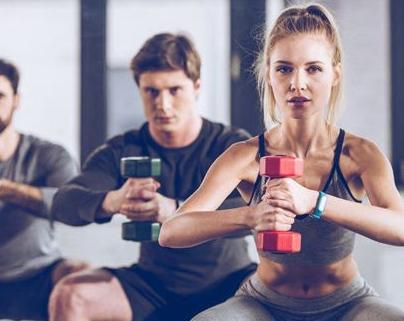 60岁是决定长寿的关键,60岁运动健身视频