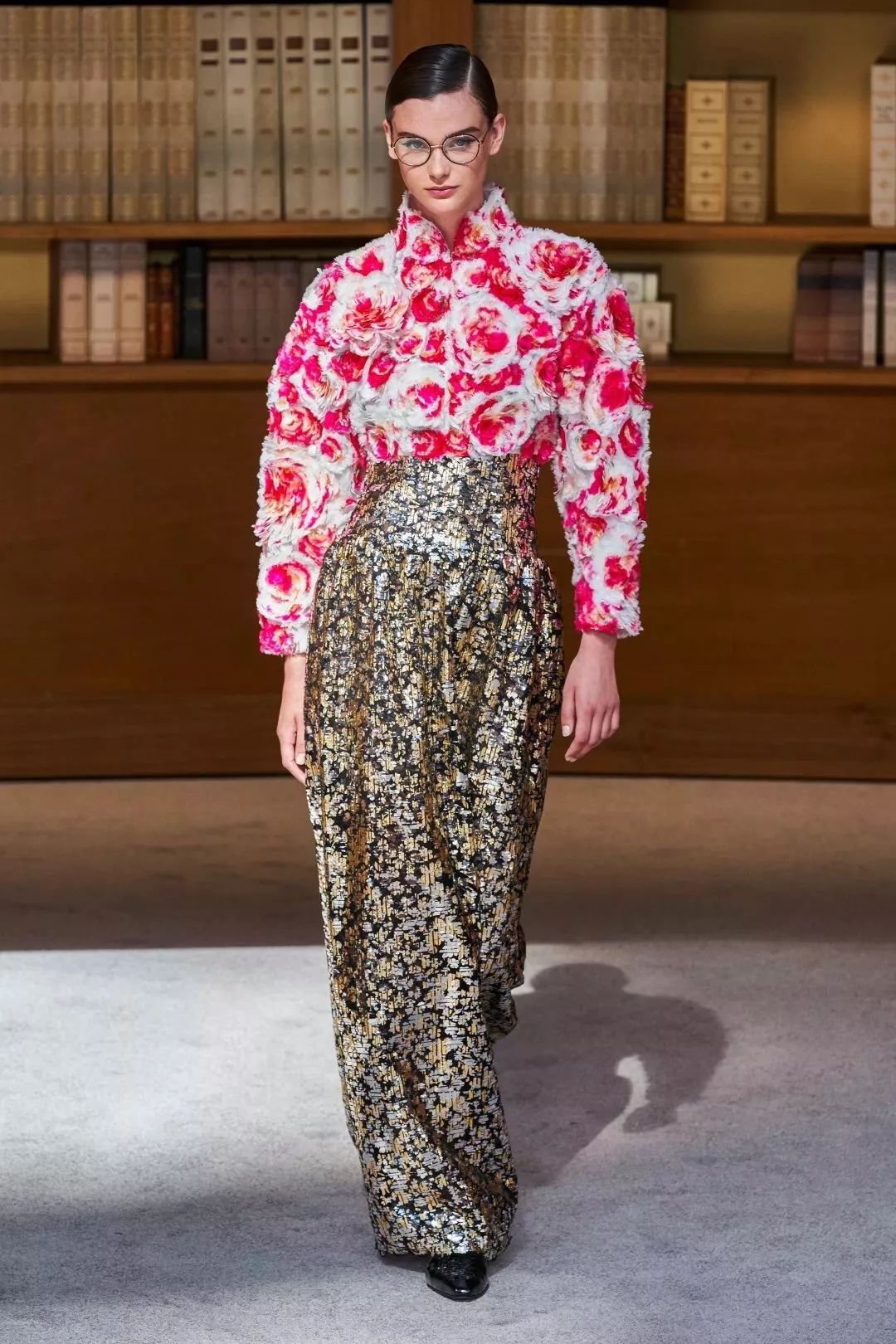 Beauty|CHANEL开挂、DIOR大女人？一线秋季彩妆速递