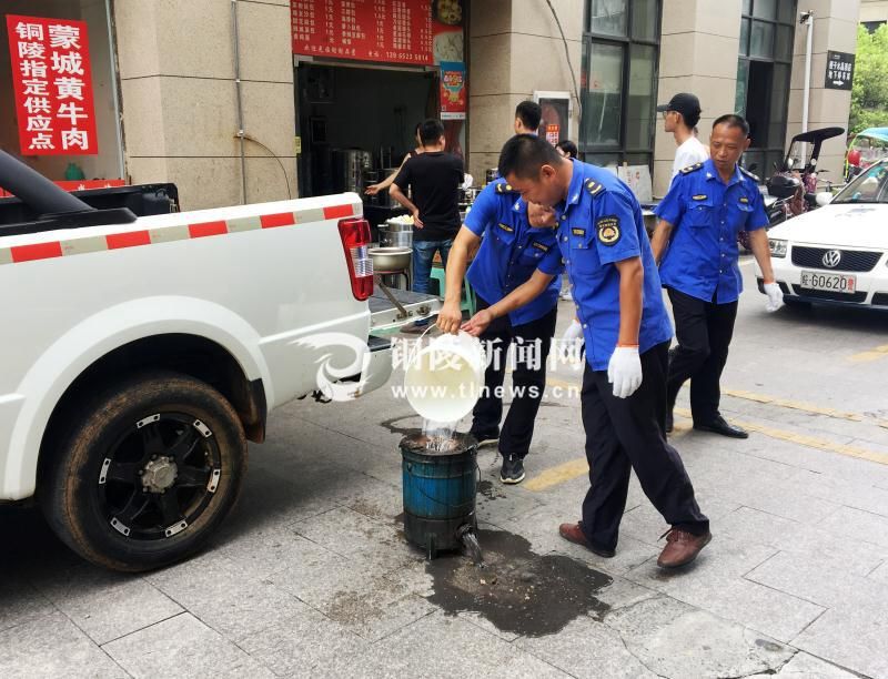 在这里读懂,安徽铜陵足球小将