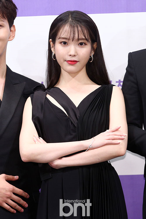 iu林允儿私服风格,iu林允儿最近一场活动