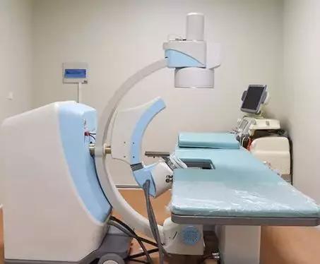 东营市二院泌尿外科成立了个尿结石防治中心