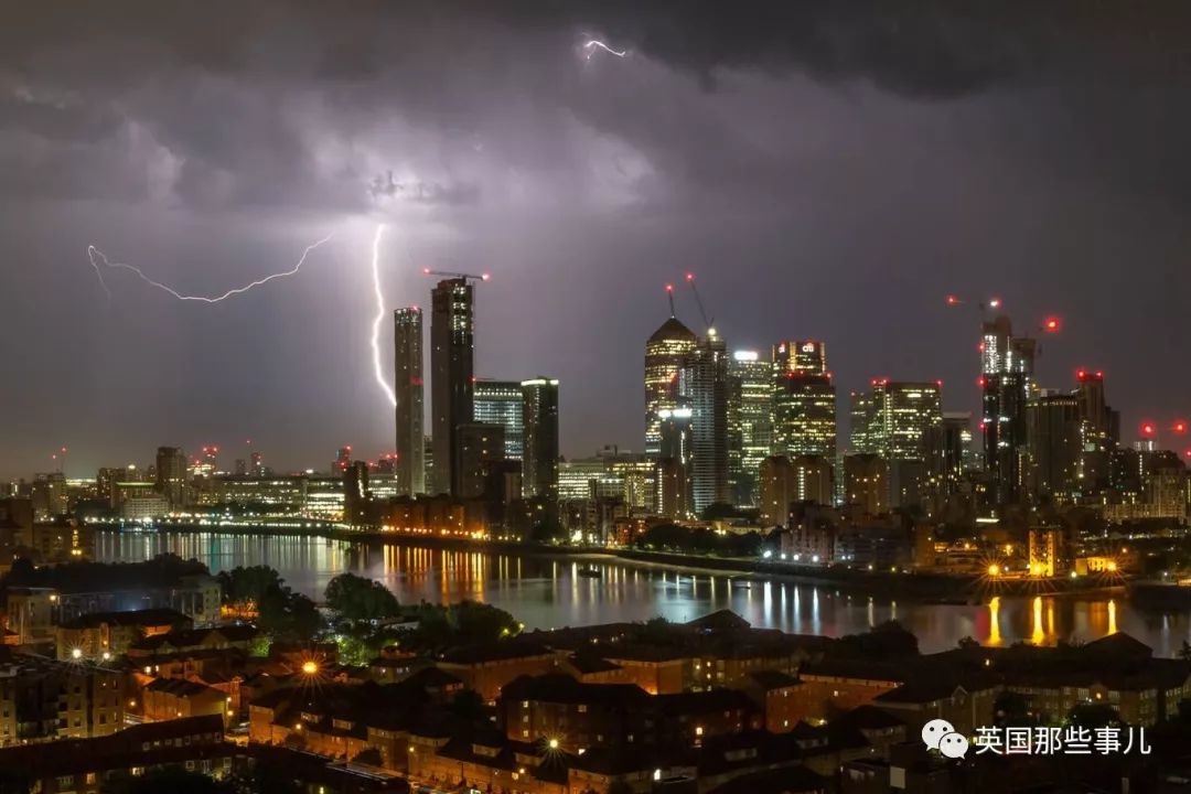 伦敦高温热浪解决,伦敦天气很热